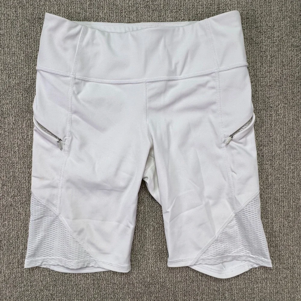 Athleta Mesh Racer‎ Running Shorts 9